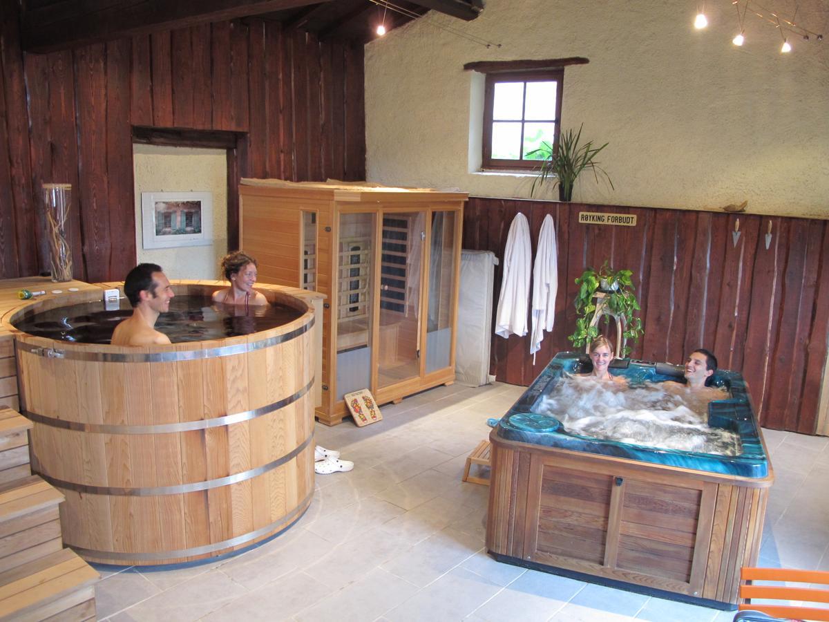 Spa Du Hameau De Bonnevay Marchampt Екстер'єр фото