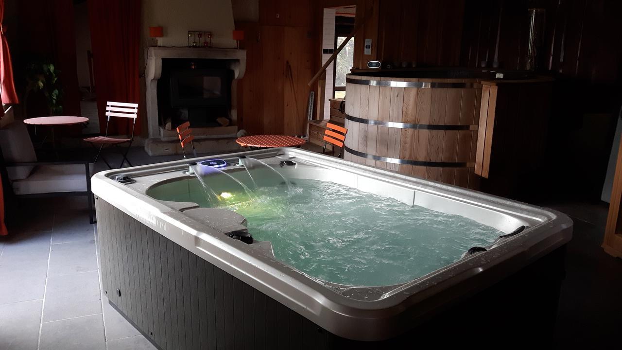 Spa Du Hameau De Bonnevay Marchampt Екстер'єр фото